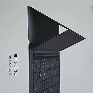 IPad pro smart keyboard